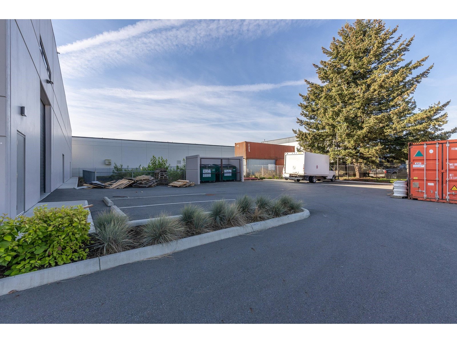 2105 Carpenter Street Property Photo 6