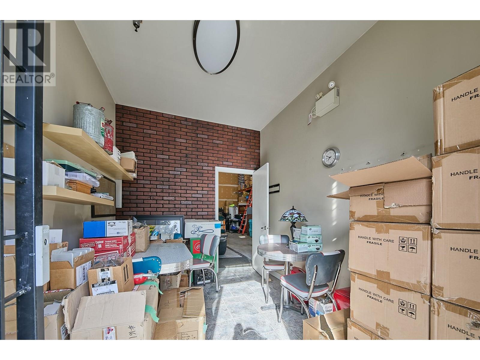 106 20220 113b Avenue Property Photo 4