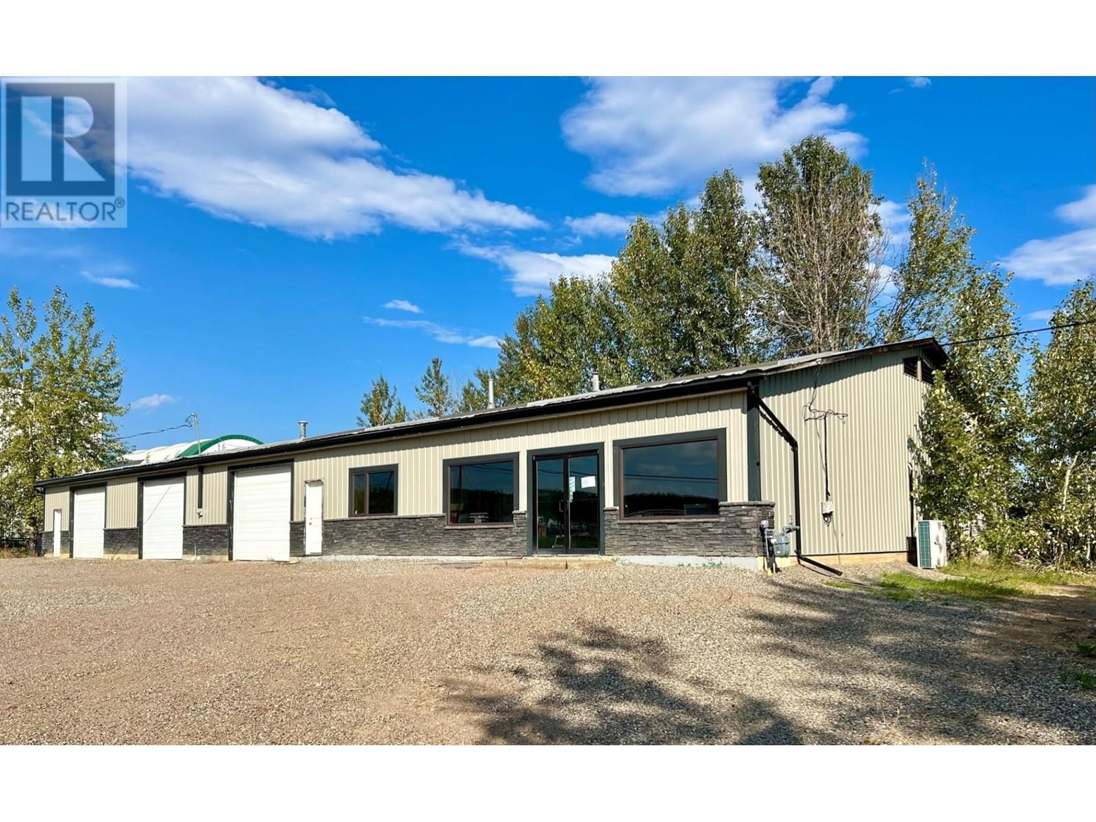 4704 54 Street Property Photo 1