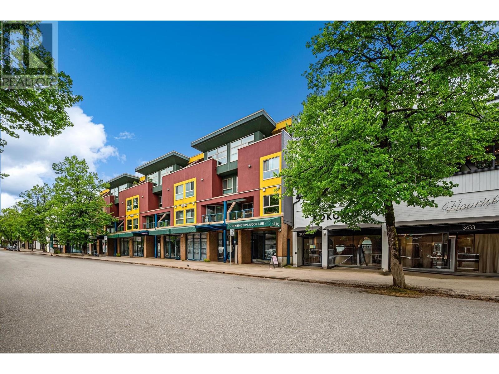 3469 Commercial Street Property Photo 11