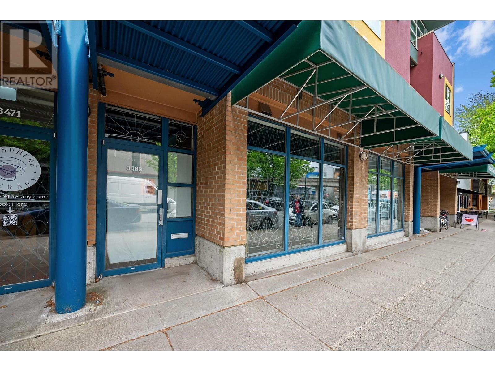 3469 Commercial Street Property Photo 11