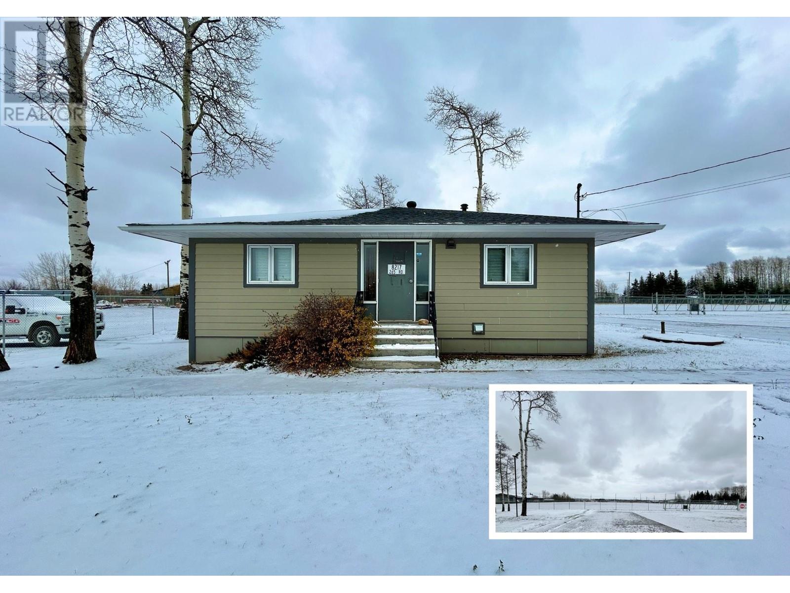 8217 265 Road Property Photo 1