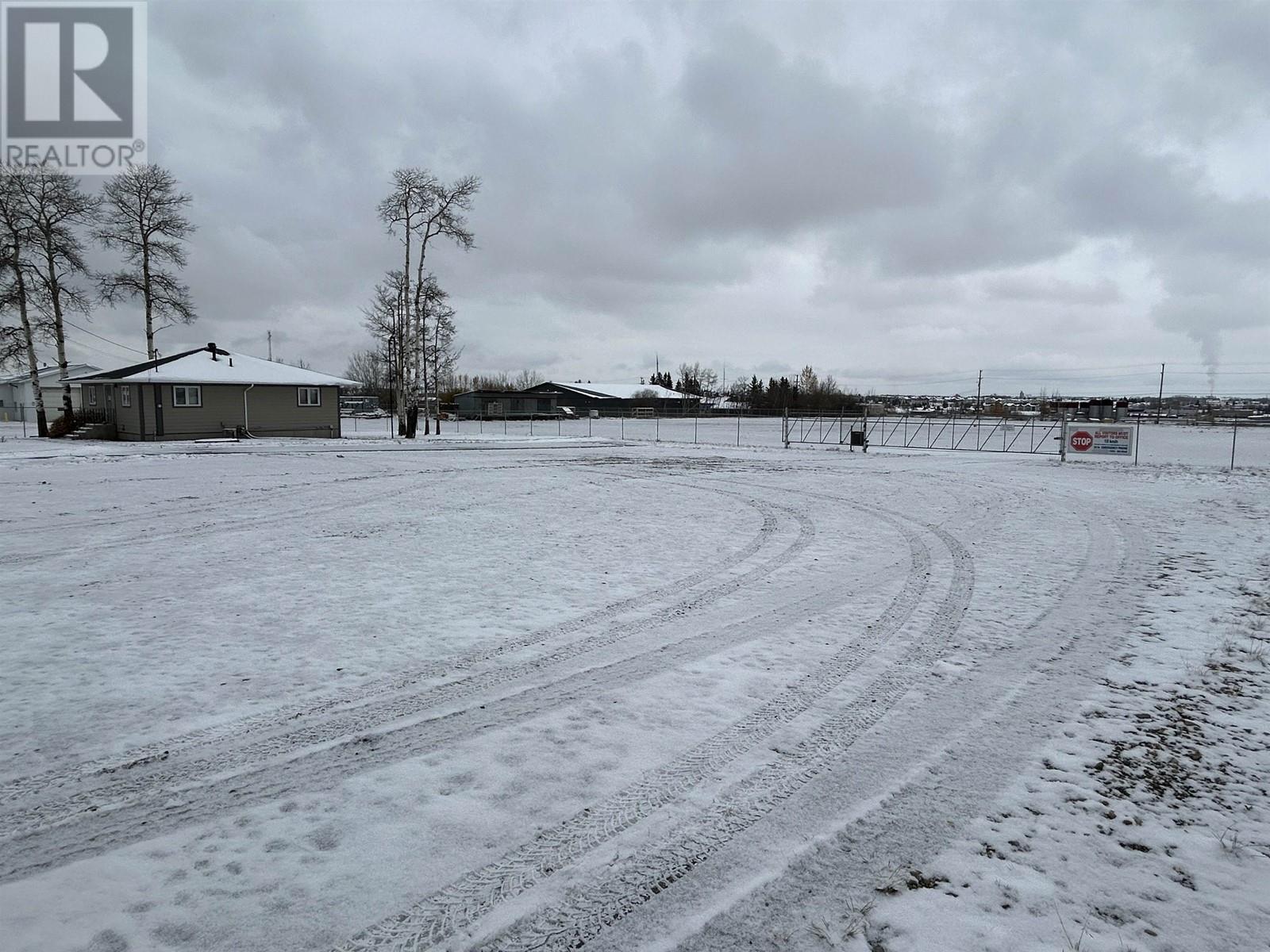 8217 265 Road Property Photo 2