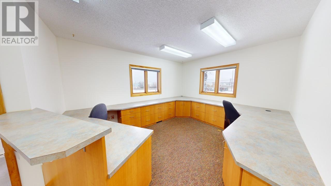 8217 265 Road Property Photo 4