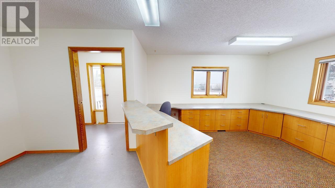 8217 265 Road Property Photo 5
