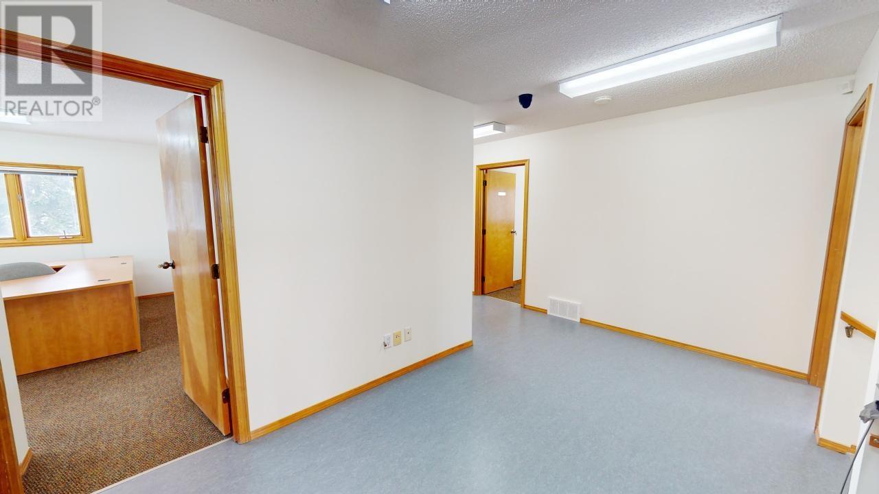 8217 265 Road Property Photo 10
