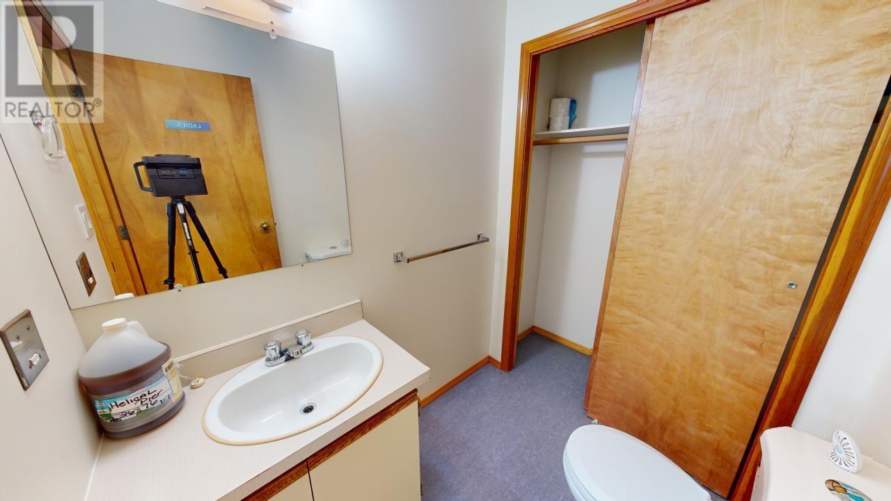 8217 265 Road Property Photo 13