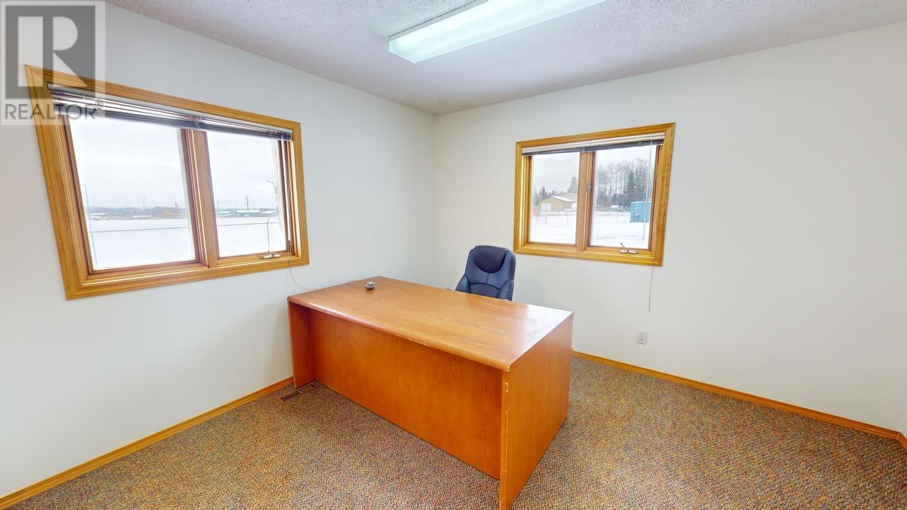 8217 265 Road Property Photo 16