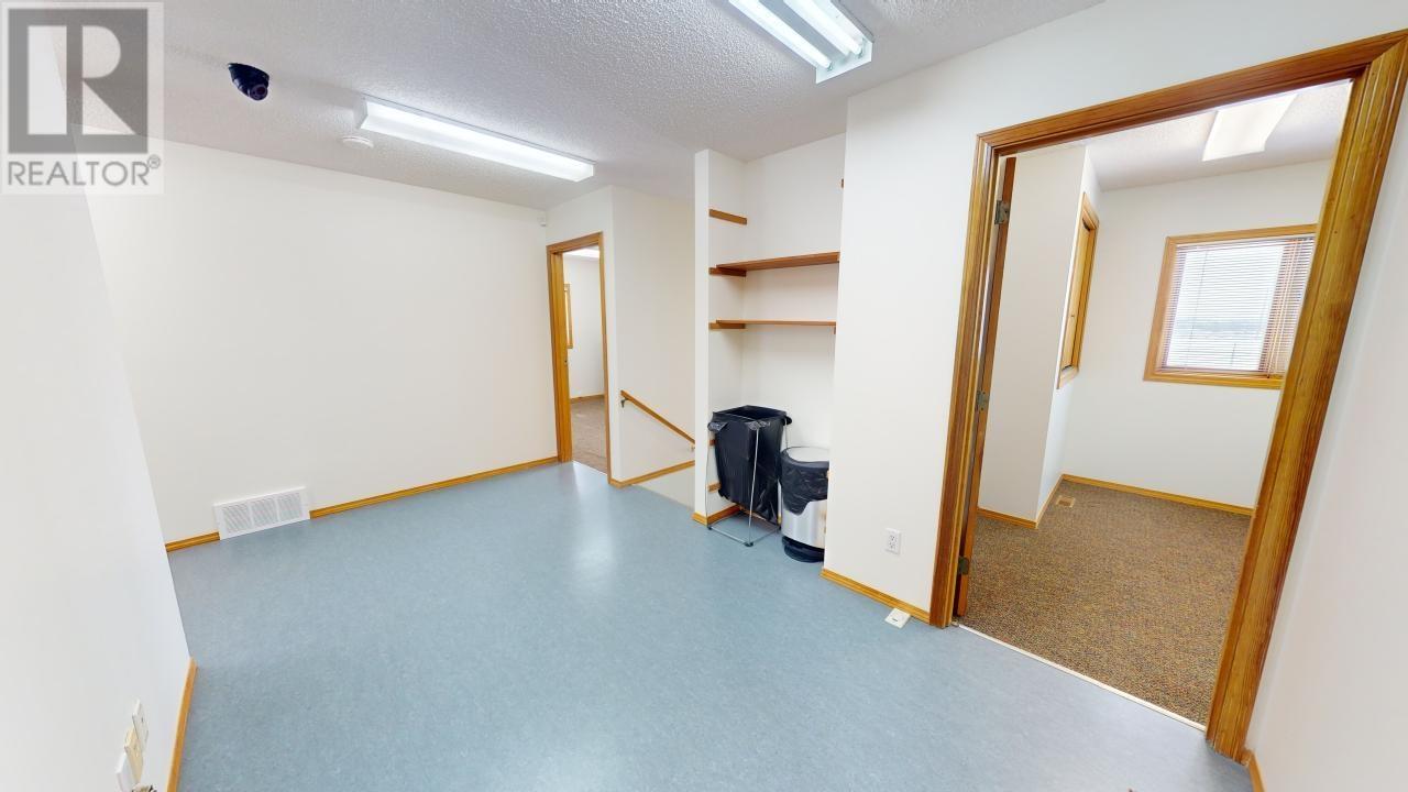 8217 265 Road Property Photo 17