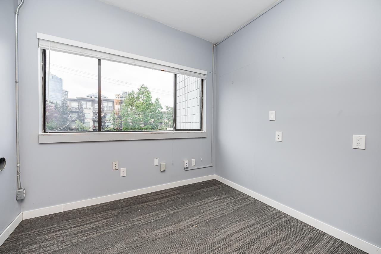 13479 King George Boulevard Property Photo 20