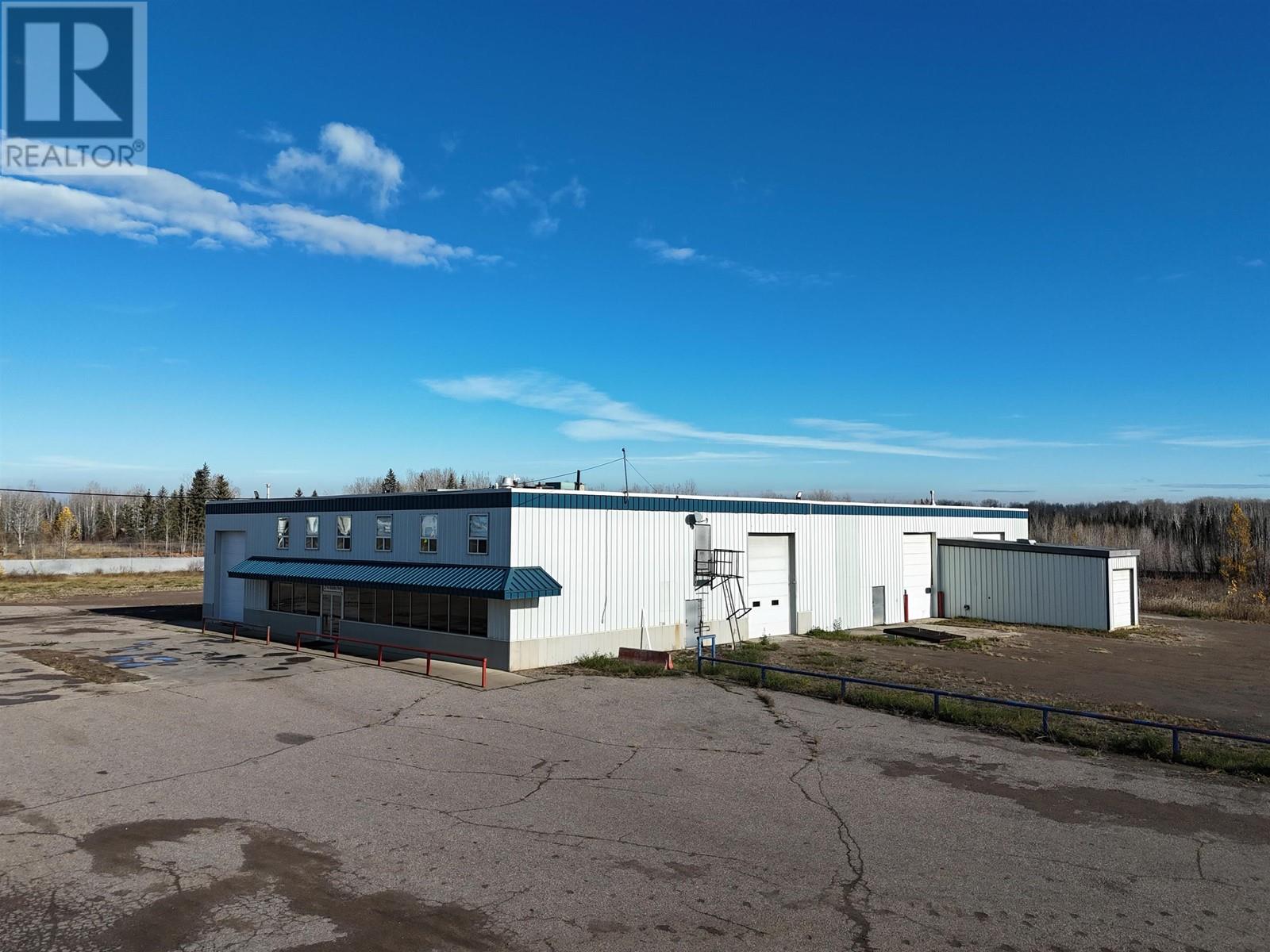 2714 Alaska Highway Property Photo 3