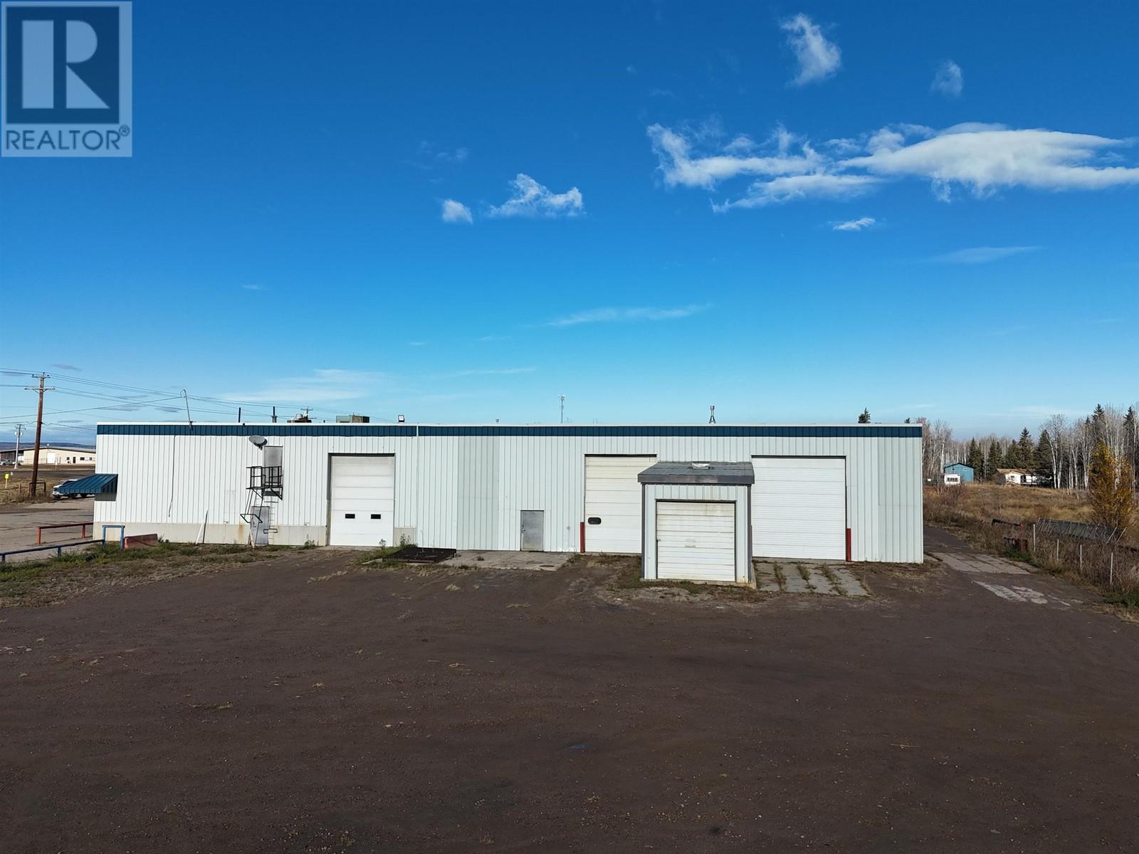 2714 Alaska Highway Property Photo 5