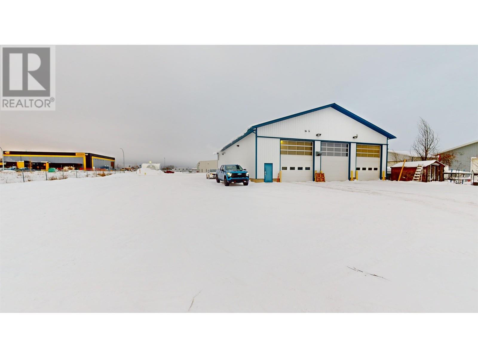 8811 109 Street Property Photo 6