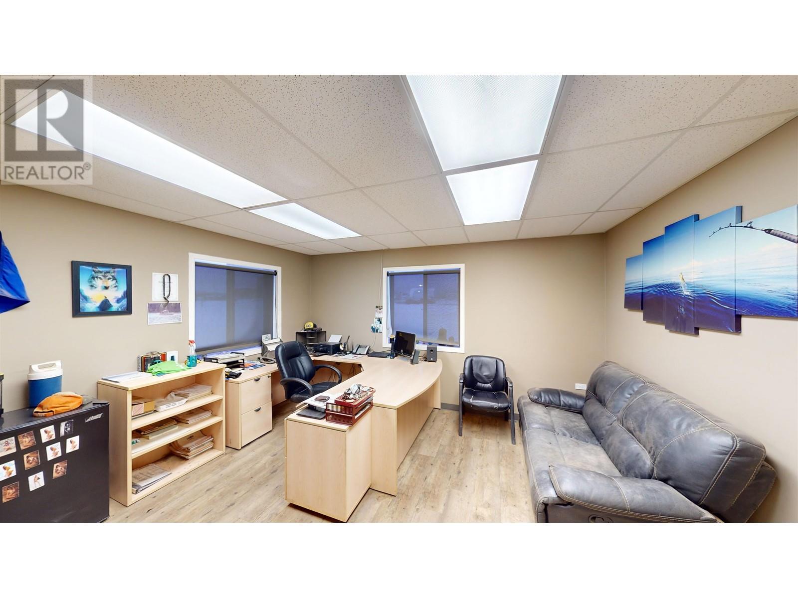 8811 109 Street Property Photo 20