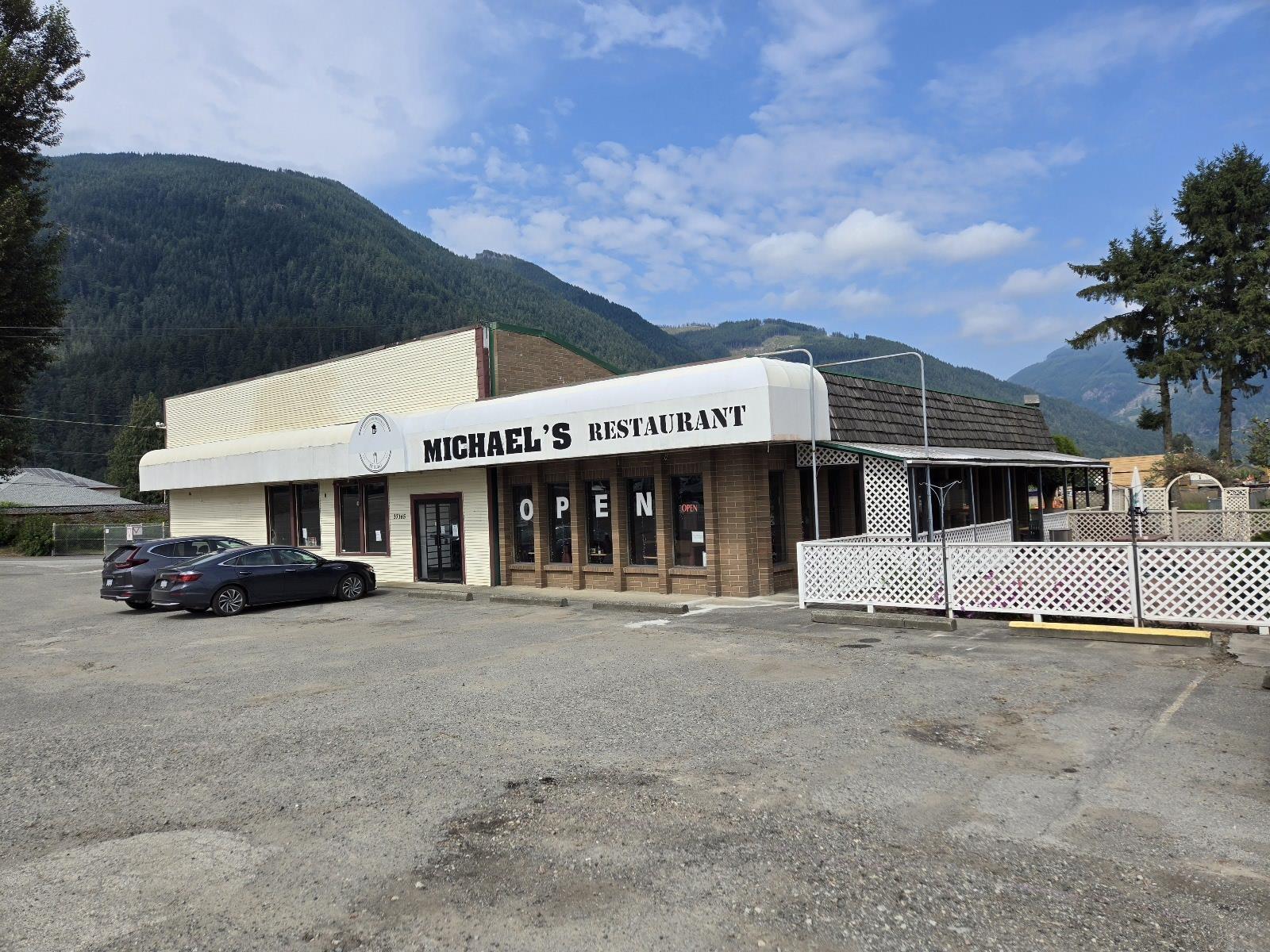 1 37165 Lougheed Highway Property Photo 2