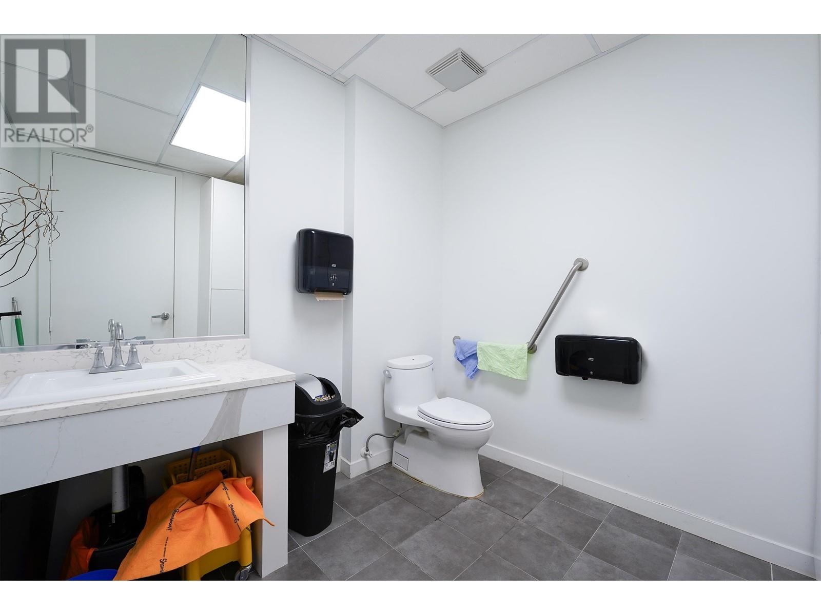 173 11860 Hammersmith Way Property Photo 12
