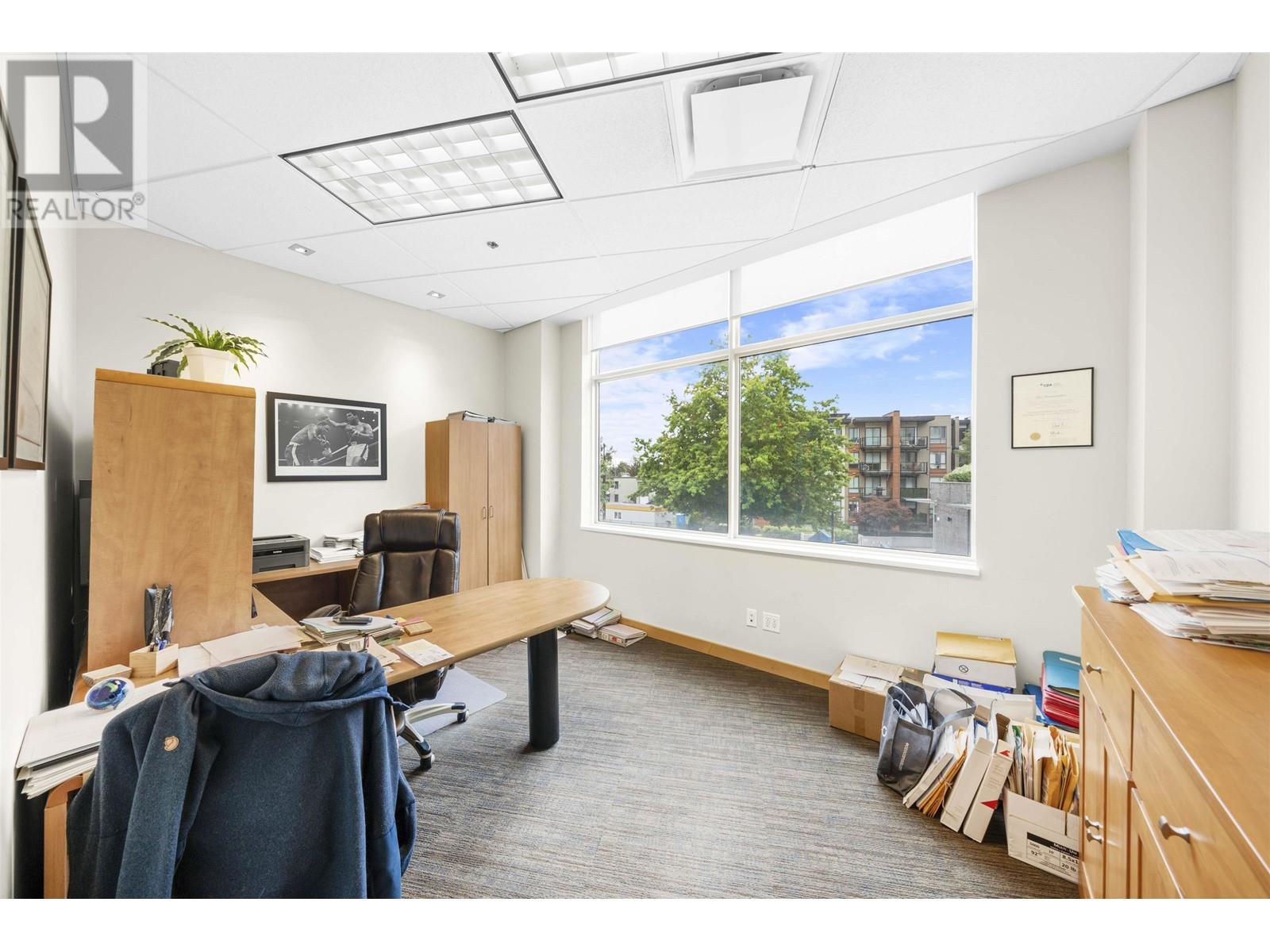 215 700 Marine Drive Property Photo 6