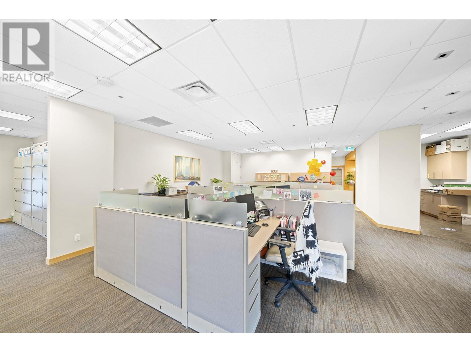 215 700 Marine Drive Property Photo 11