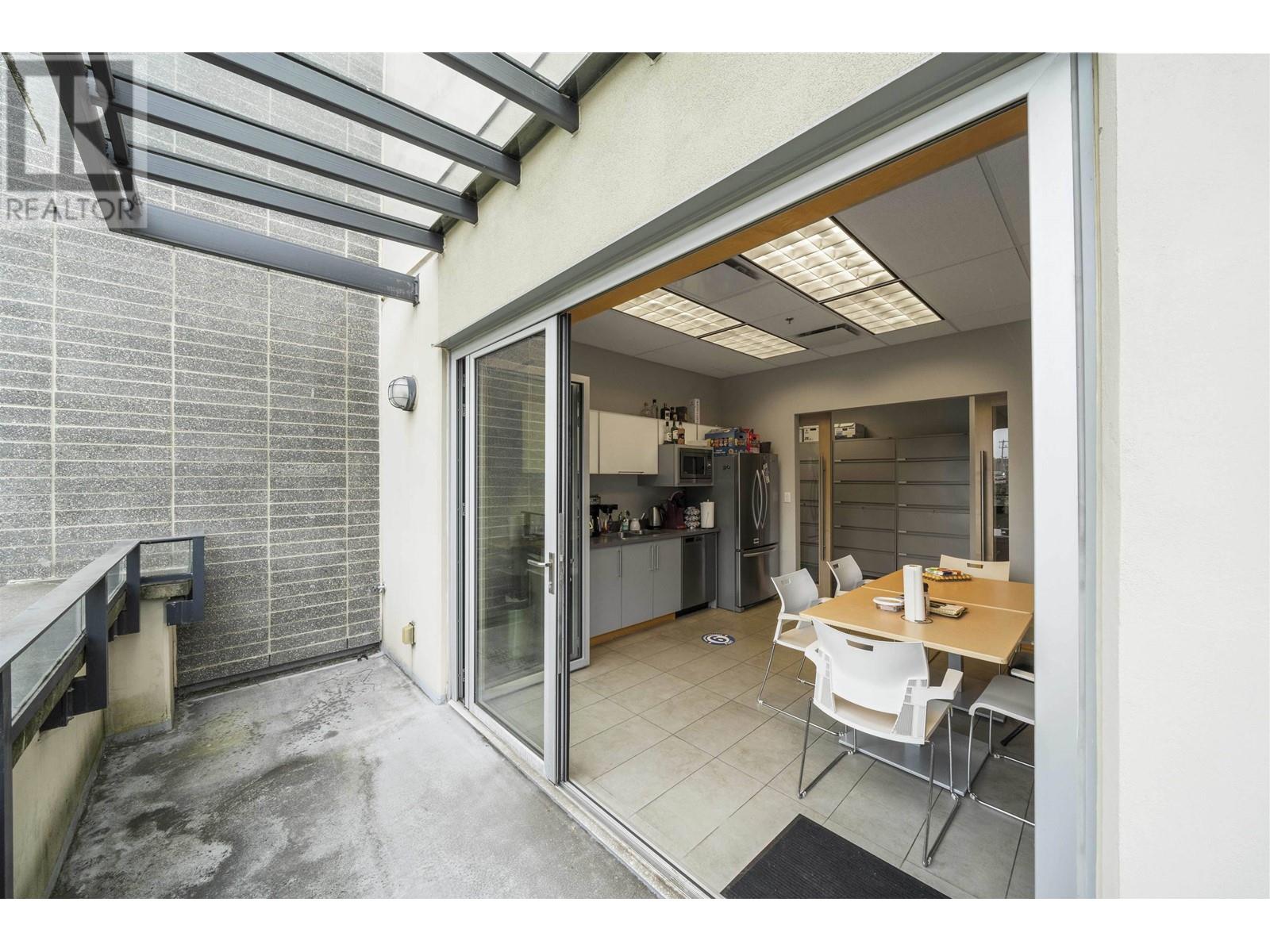 215 700 Marine Drive Property Photo 20
