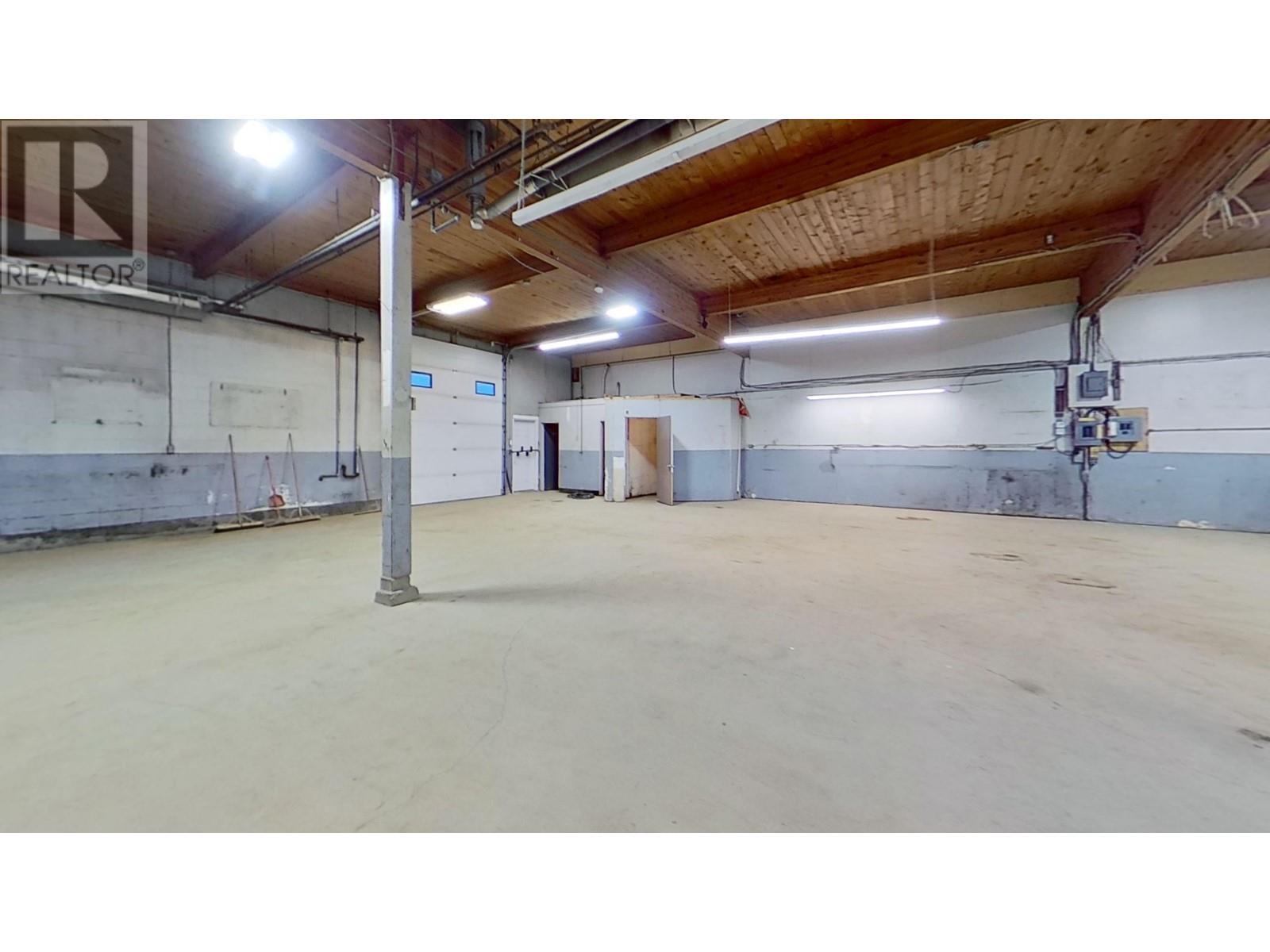 518 2nd Avenue Property Photo 6