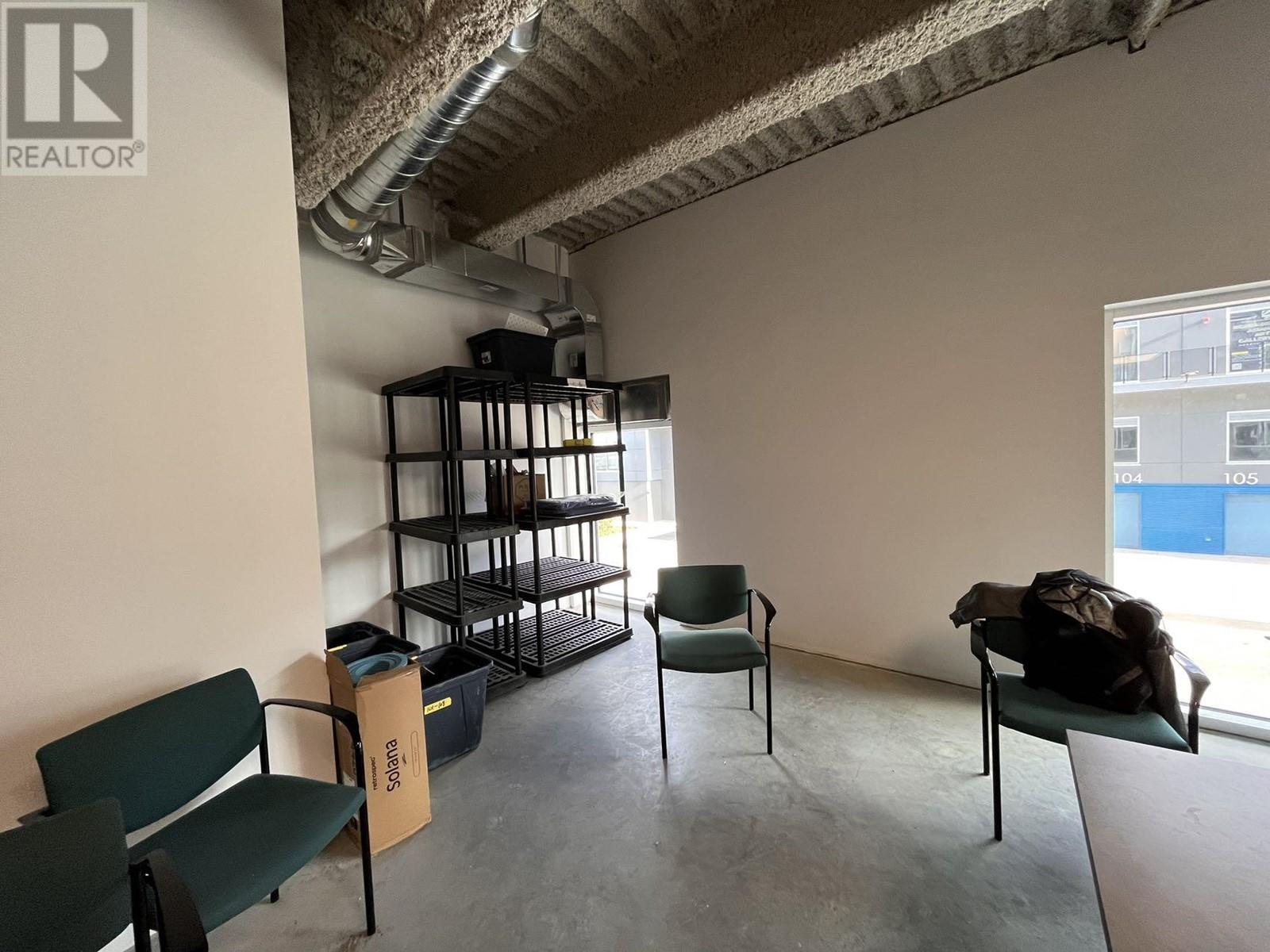 A118 4899 Vanguard Road Property Photo 20