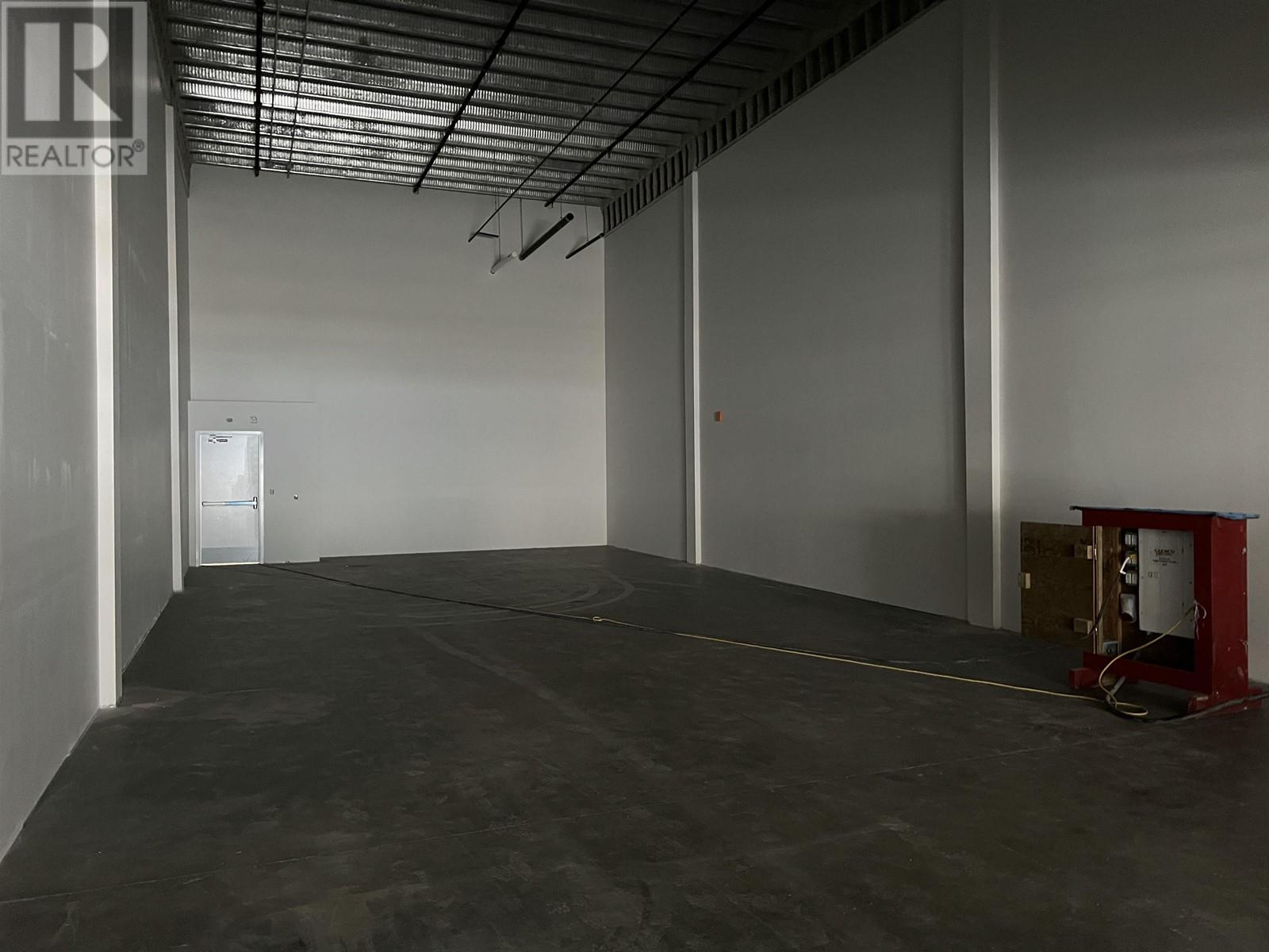 A118 4899 Vanguard Road Property Photo 26