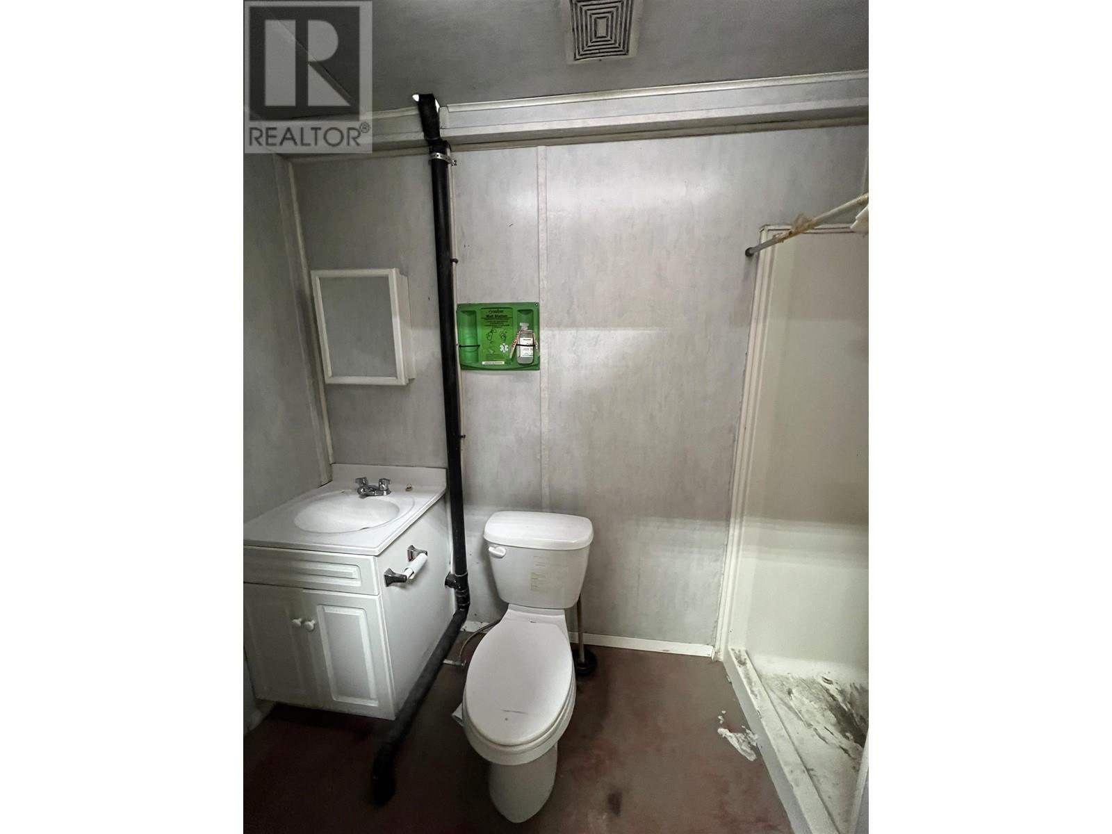 5319 44 Avenue Property Photo 11
