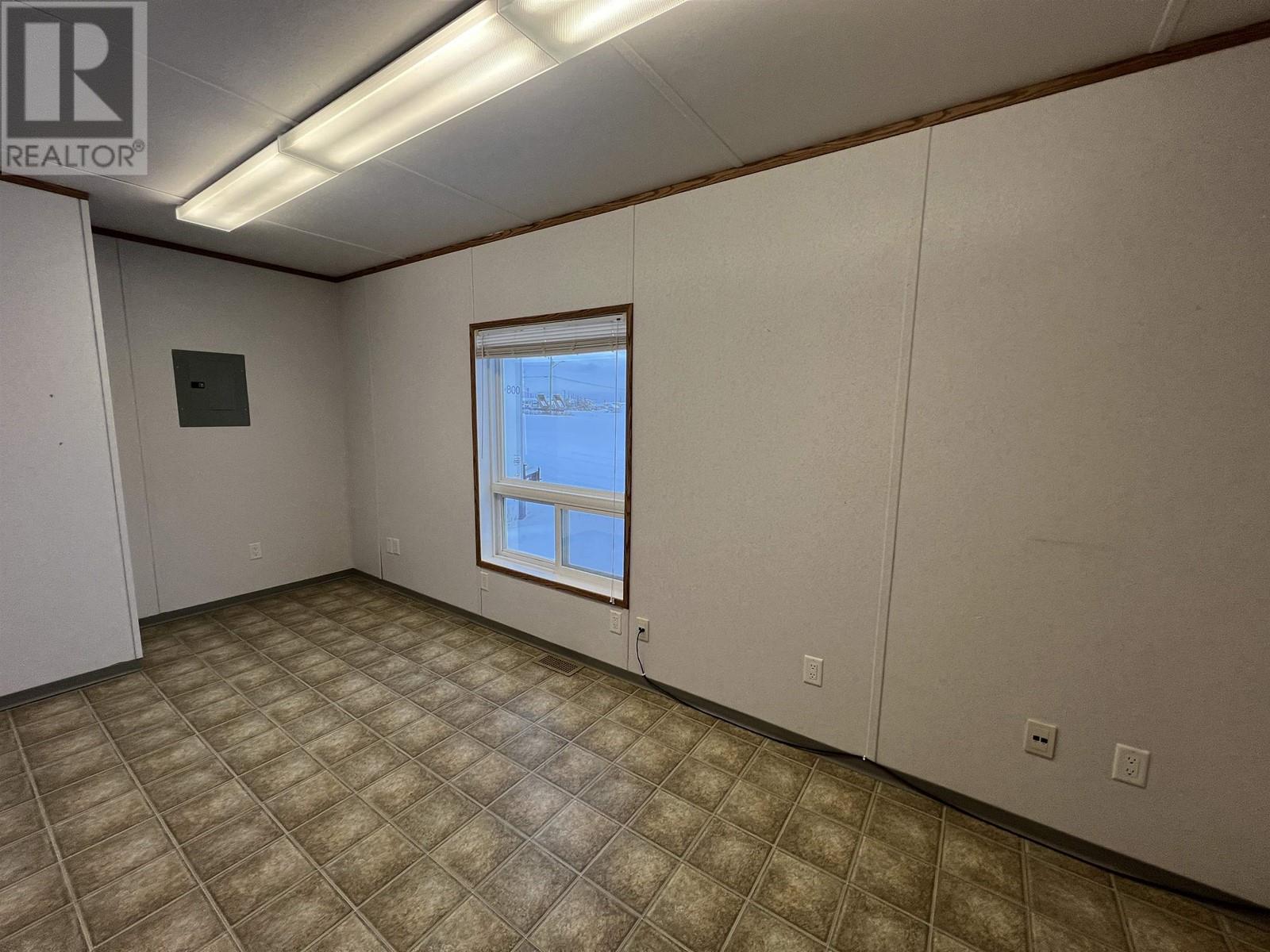 5319 44 Avenue Property Photo 24