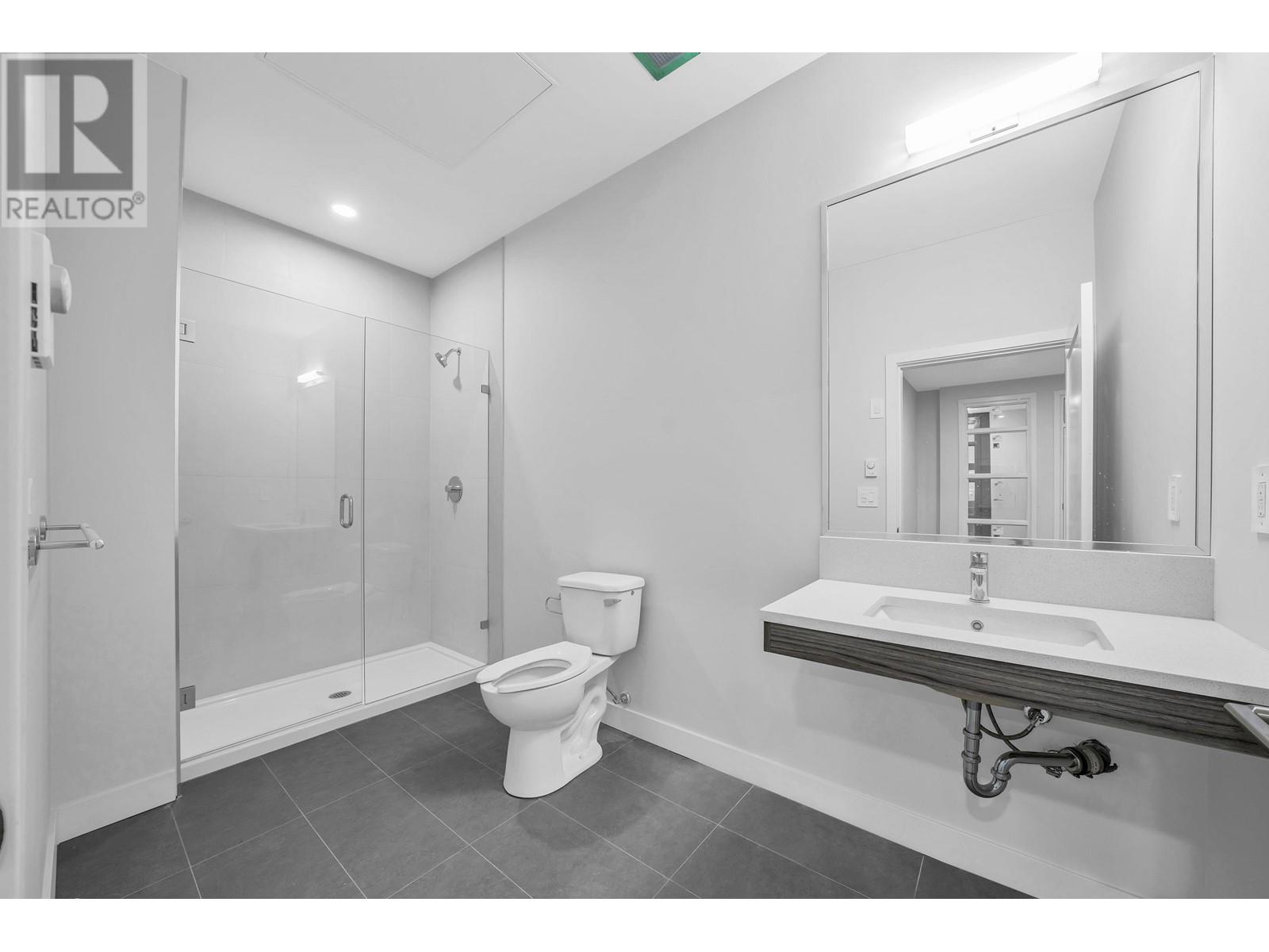 211 395 Ellesmere Avenue Property Photo 5