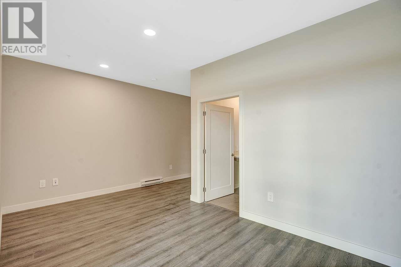 210 395 Ellesmere Avenue Property Photo 23