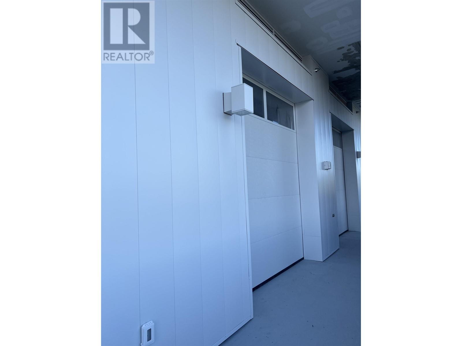 332 8188 Manitoba Street Property Photo 3