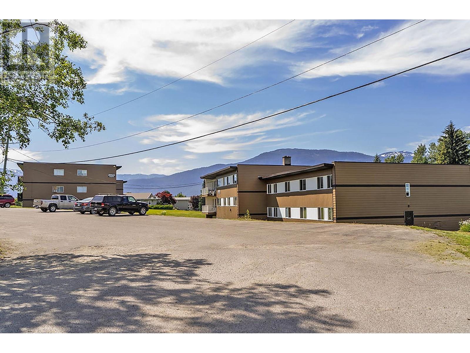 1130-1160 Kingfisher Avenue Property Photo 32