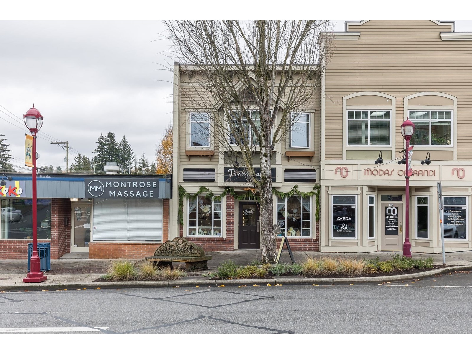 101 2636 Montrose Avenue Property Photo 1