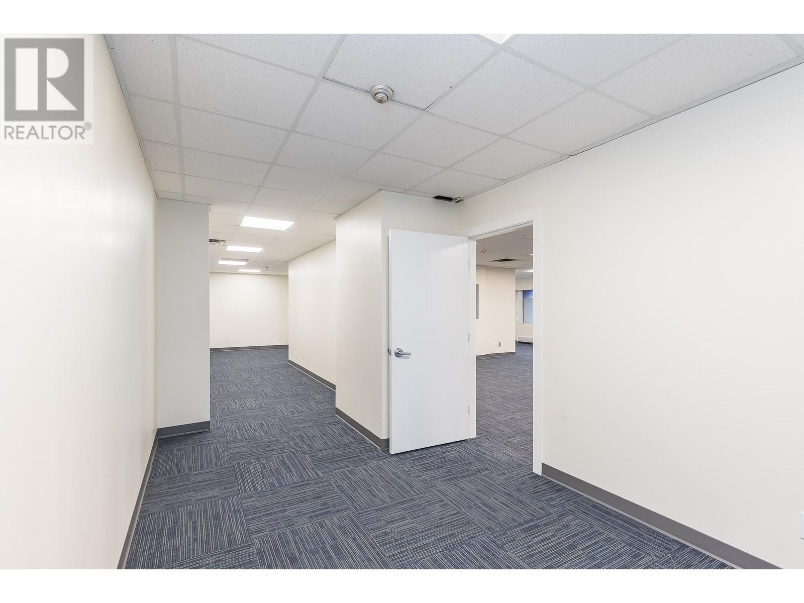 304 7818 6th Street Property Photo 12