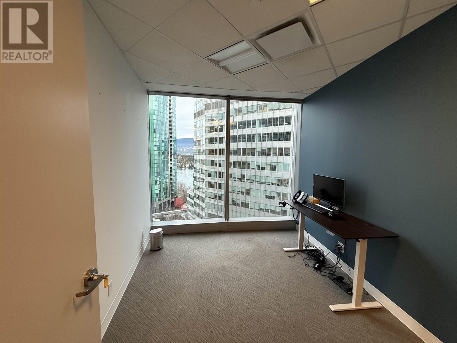 1220 1021 W Hastings Street Property Photo 11