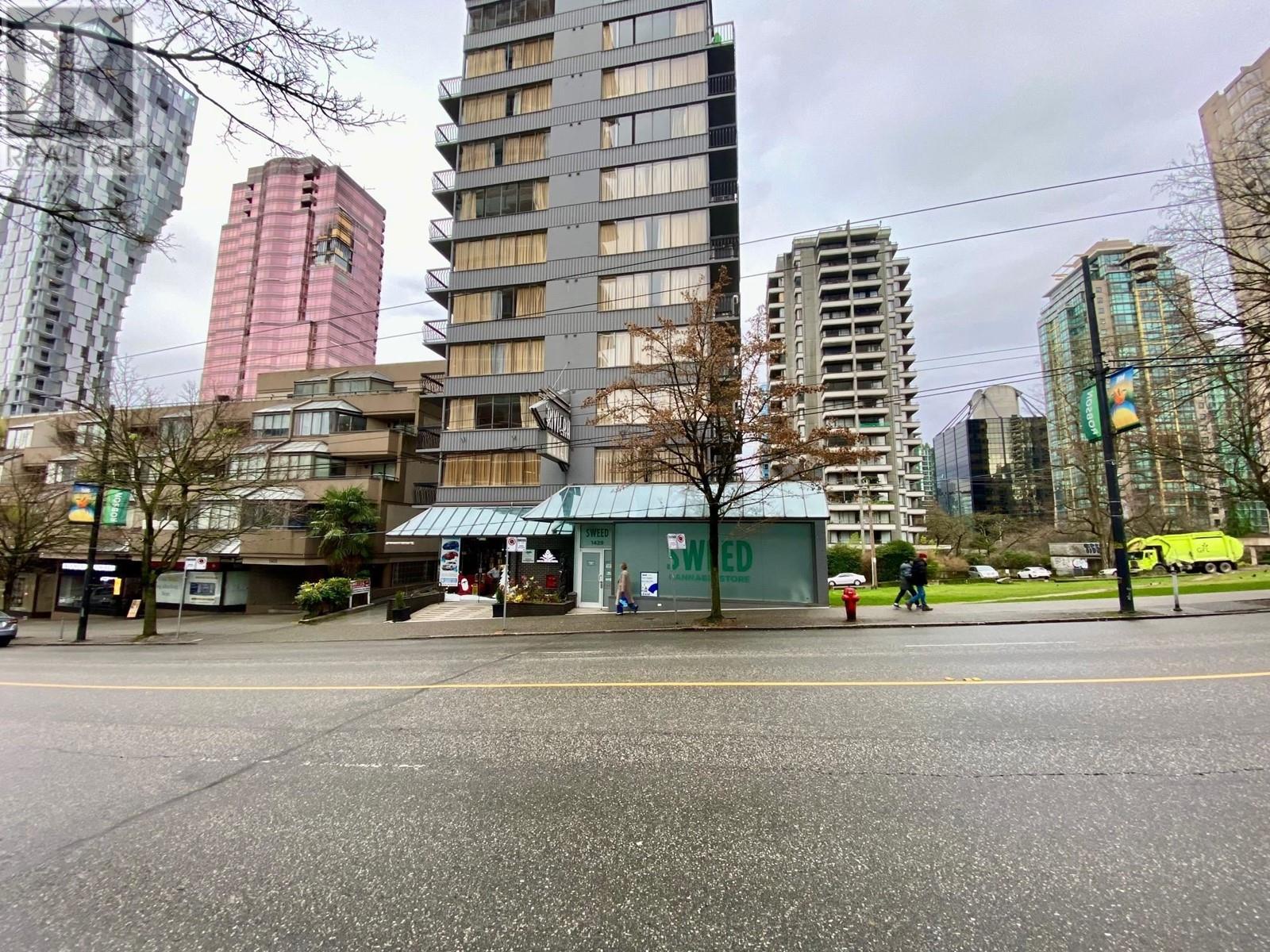 1429 Robson Street Property Photo 2
