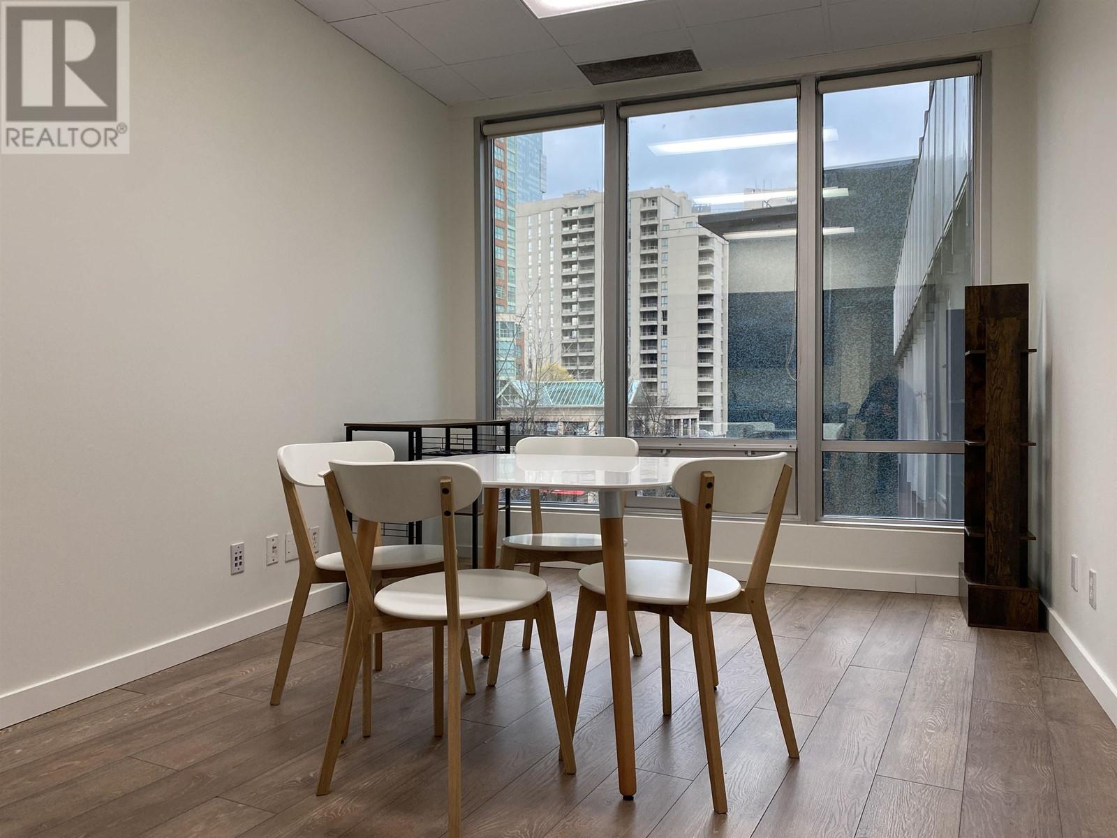 126 & 127 970 Burrard Street Property Photo 8