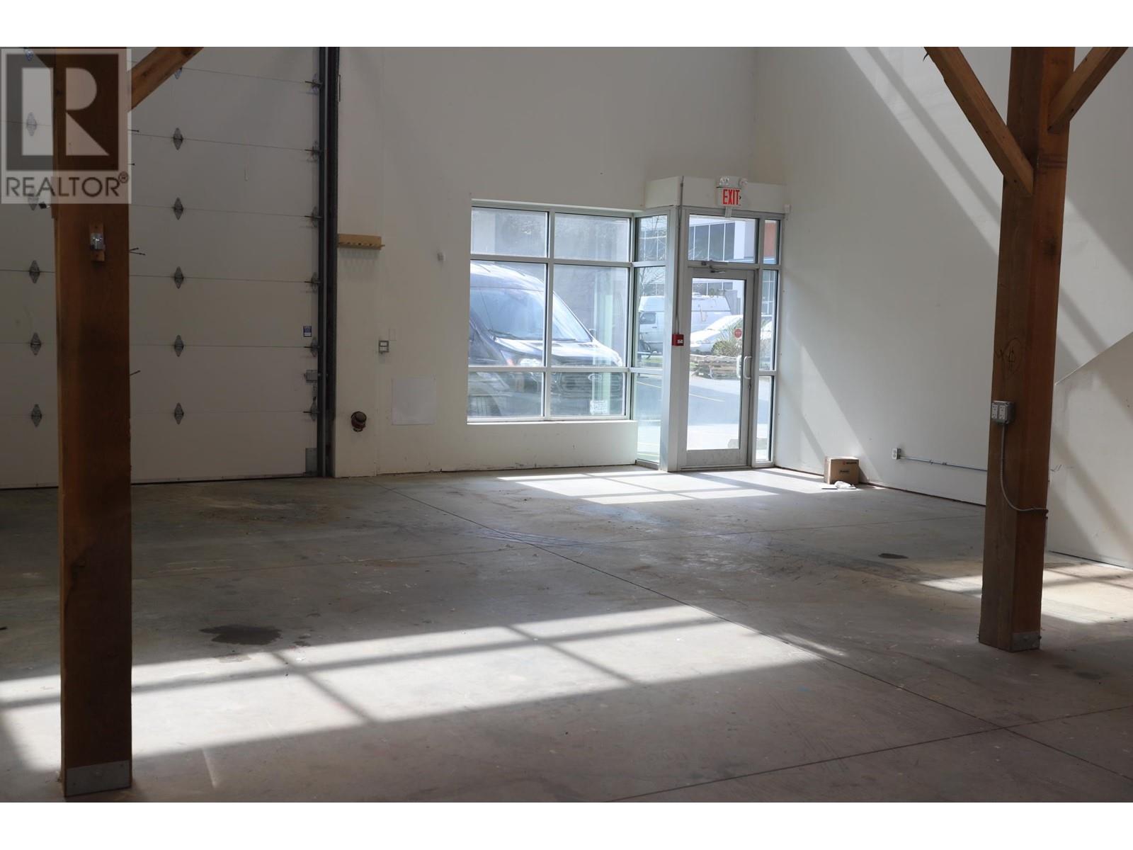 110 39279 Queens Way Property Photo 5