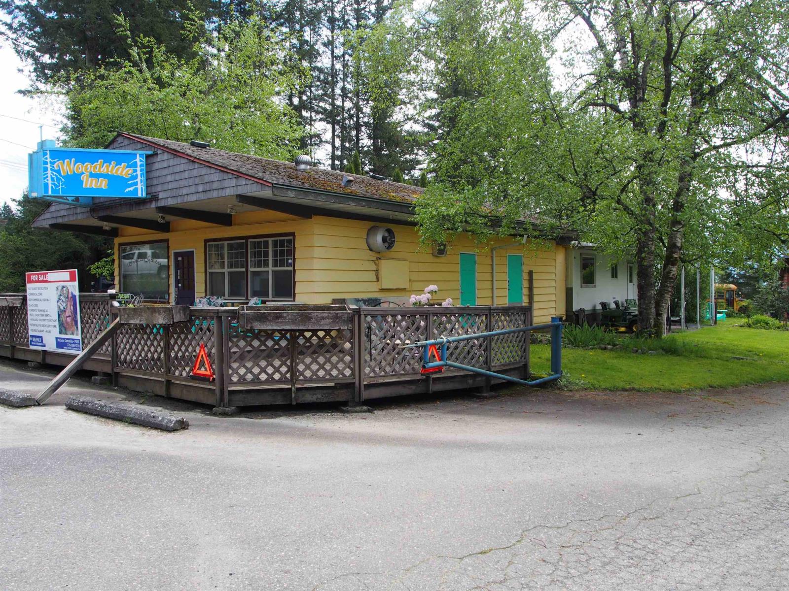 2226 Lougheed Highway, Mt Woodside Property Photo 1