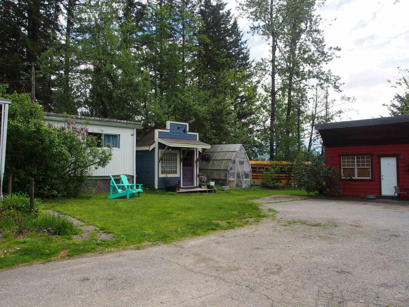 2226 Lougheed Highway, Mt Woodside Property Photo 3