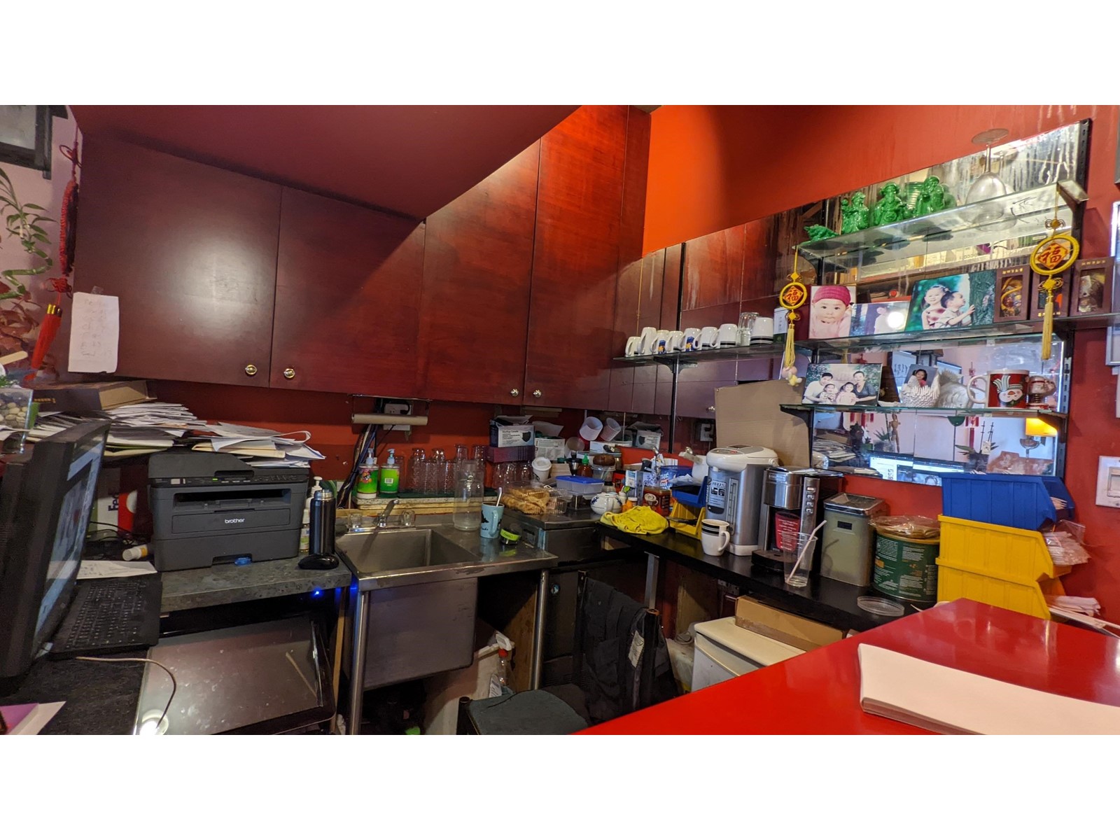 7 33324 South Fraser Way Property Photo 3