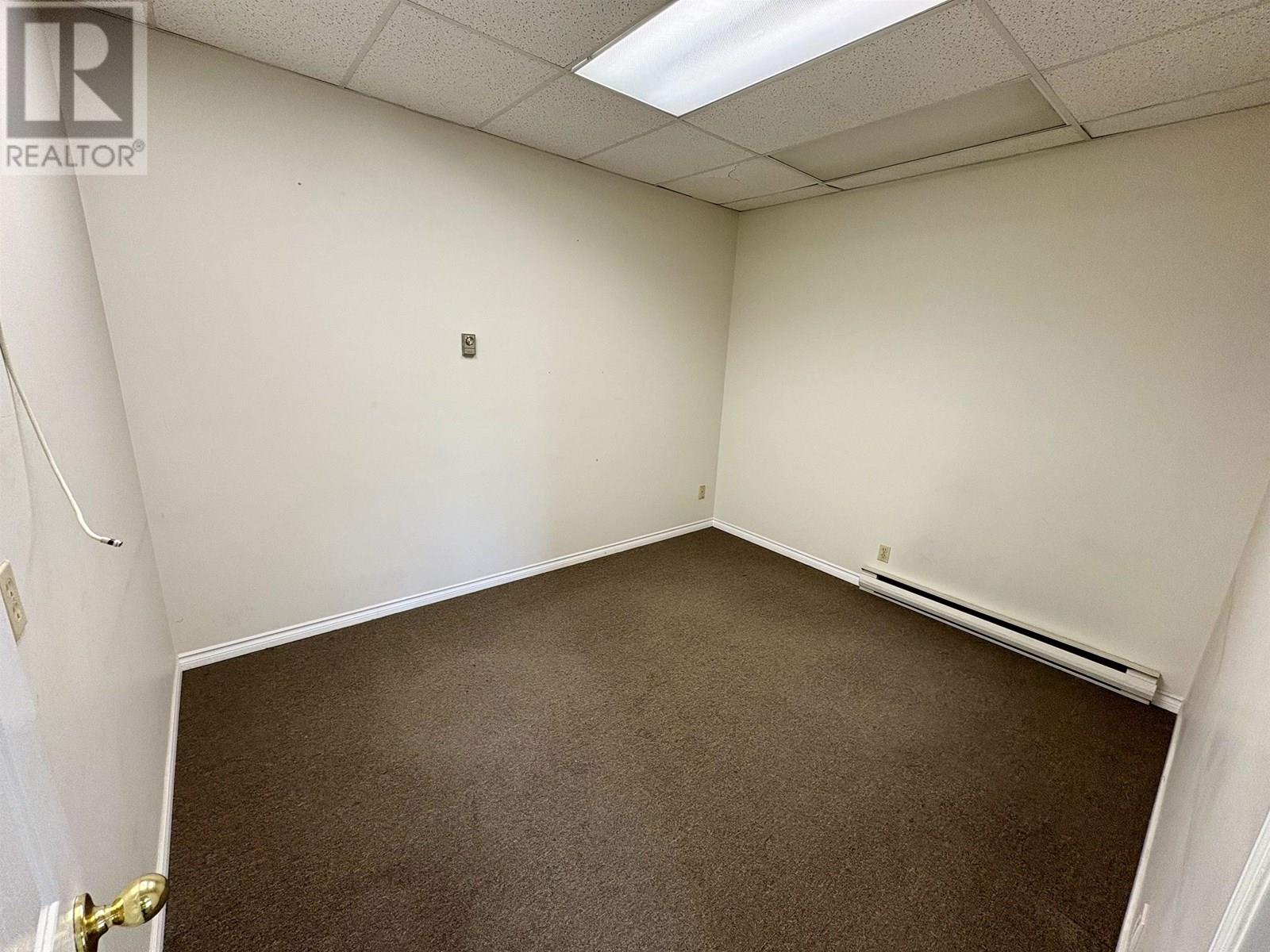 2431 Canoe Avenue Property Photo 10