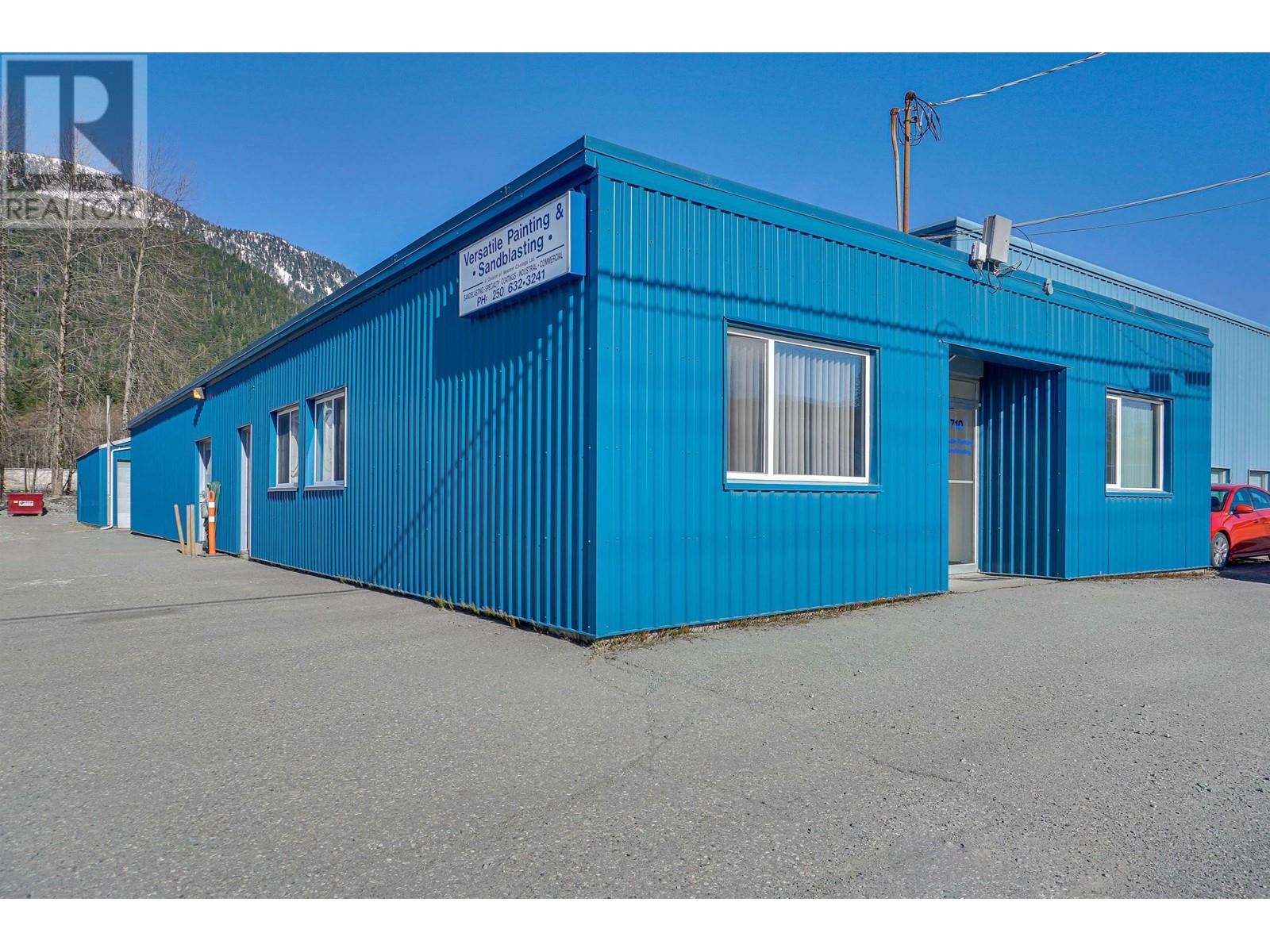 710 Enterprise Avenue Property Photo 2