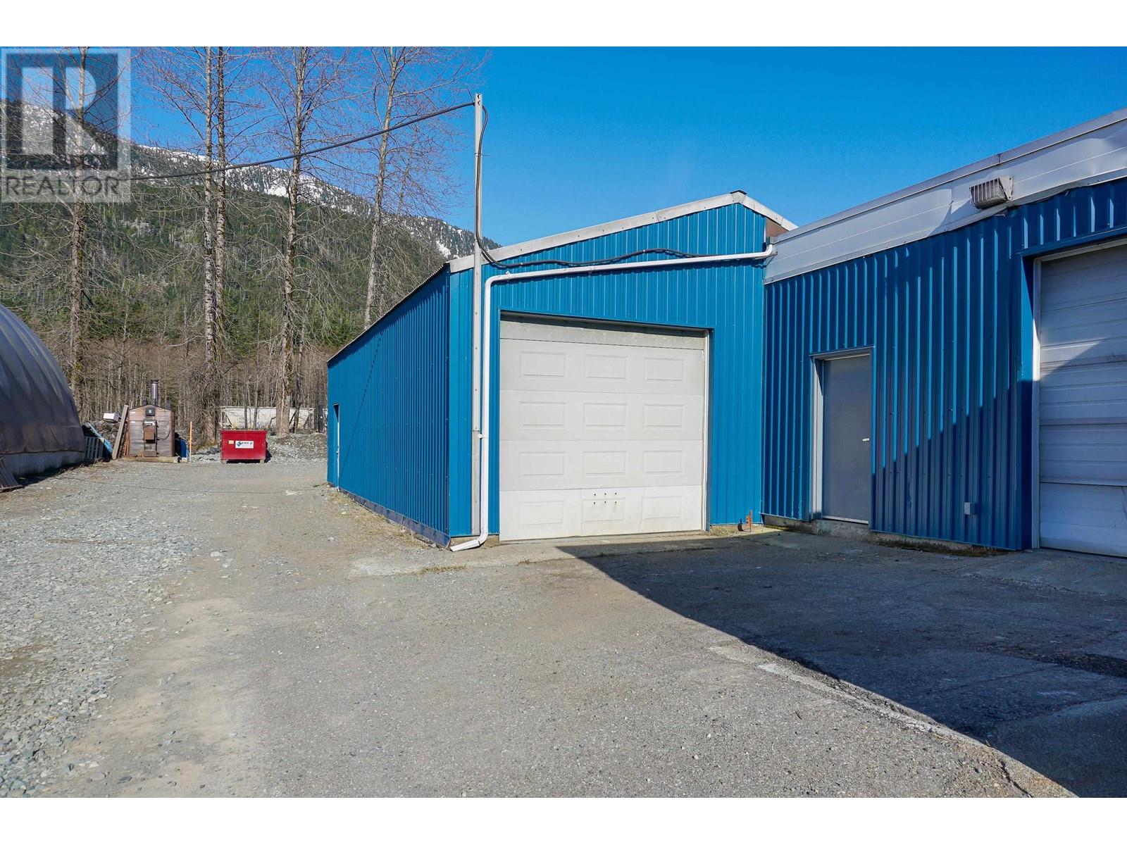 710 Enterprise Avenue Property Photo 25