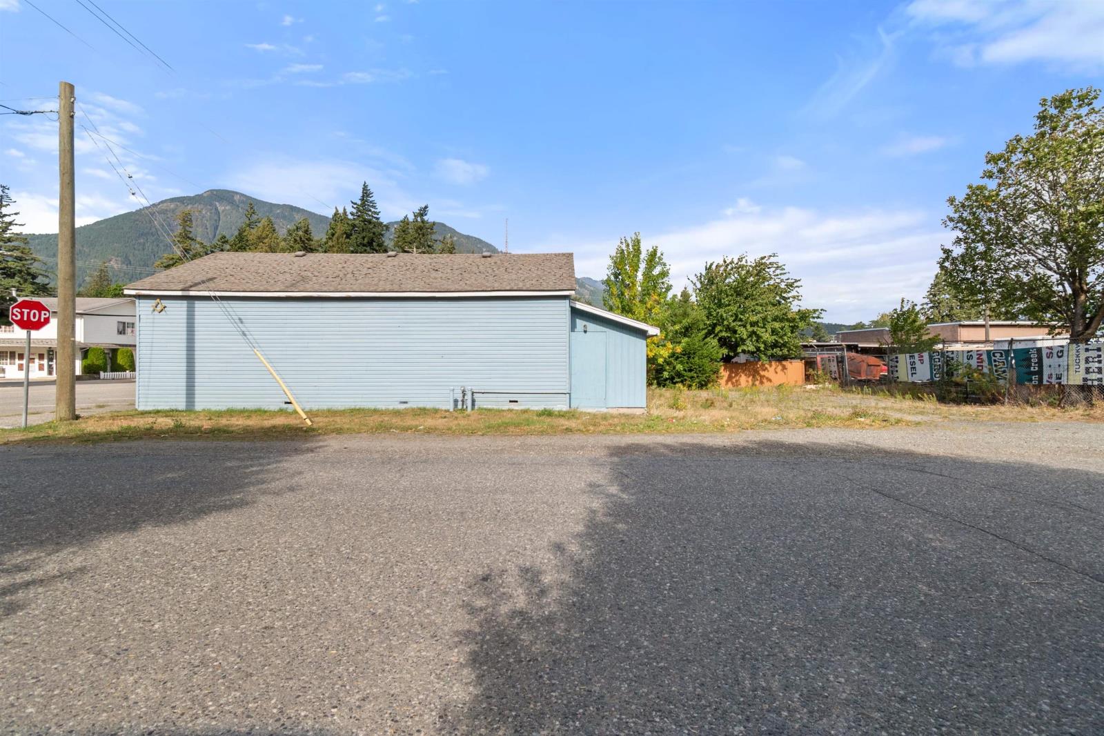 841 4th Avenue, Hope Property Photo 20