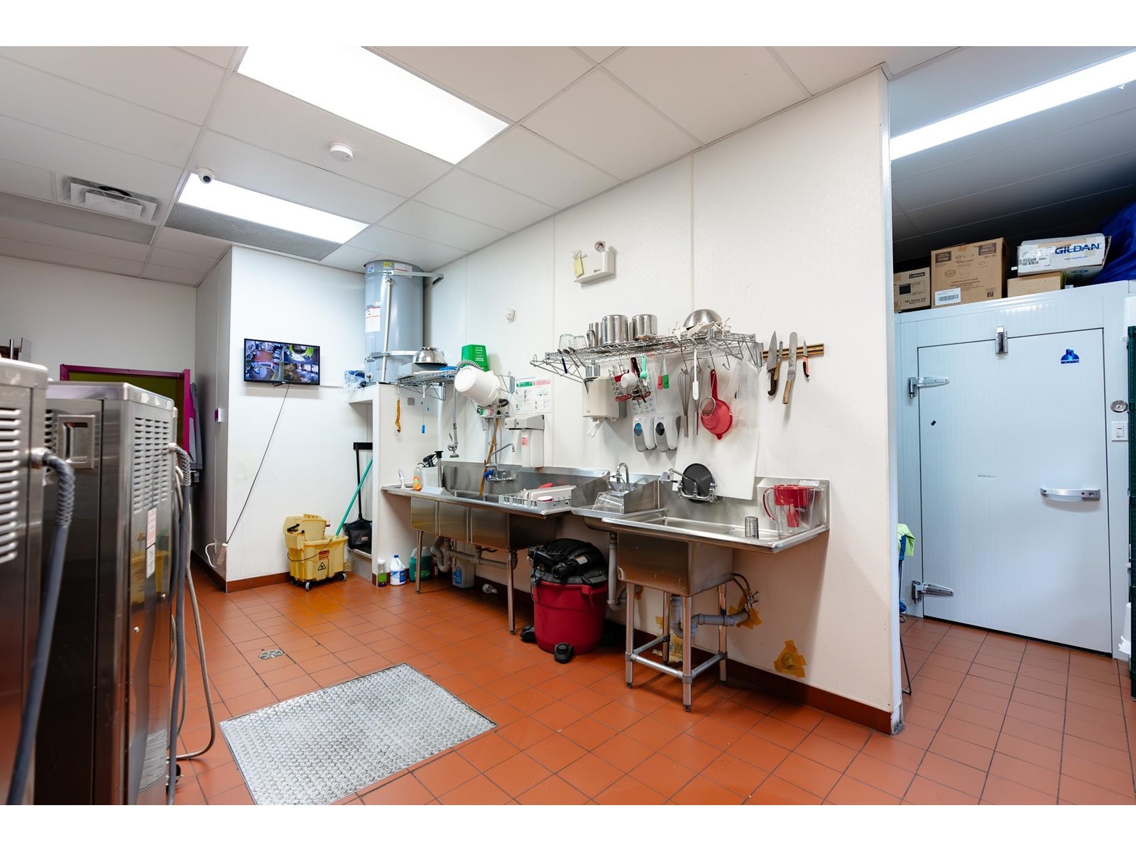 103 15146 100 Avenue Property Photo 11