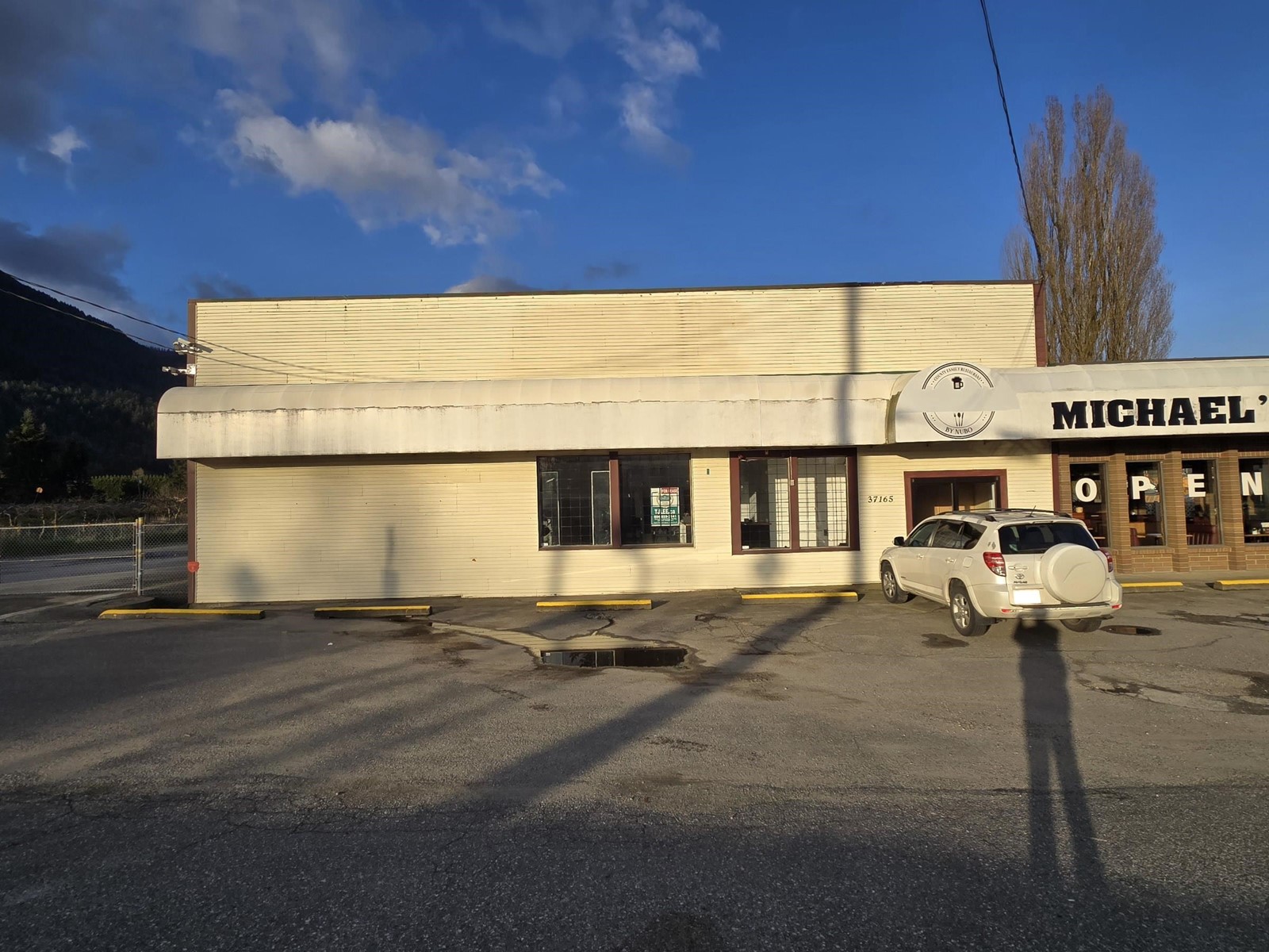 2 37165 Lougheed Highway Property Photo 1