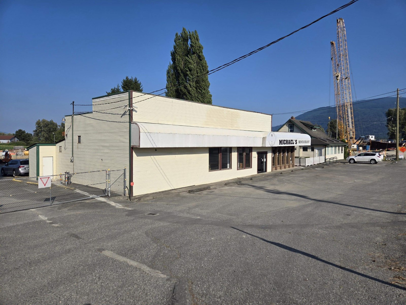 2 37165 Lougheed Highway Property Photo 3
