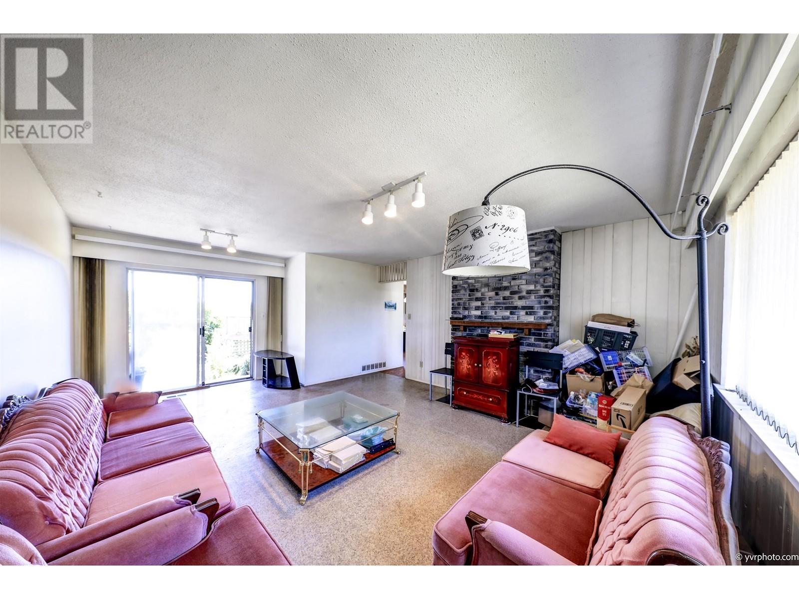 12760 Westminster Highway Property Photo 16