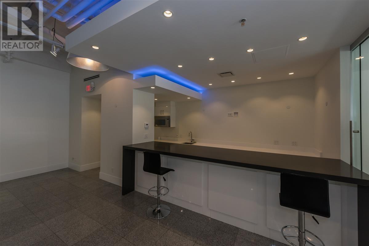 1487 W Pender Street Property Photo 8